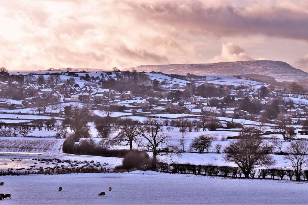 Wensleydale Halls Leyburn Buitenkant foto