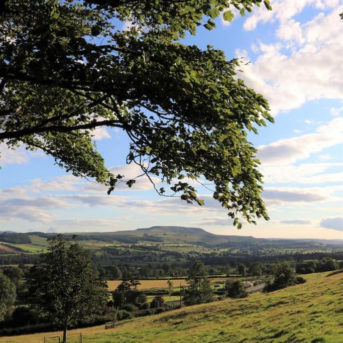 Wensleydale Halls Leyburn Buitenkant foto